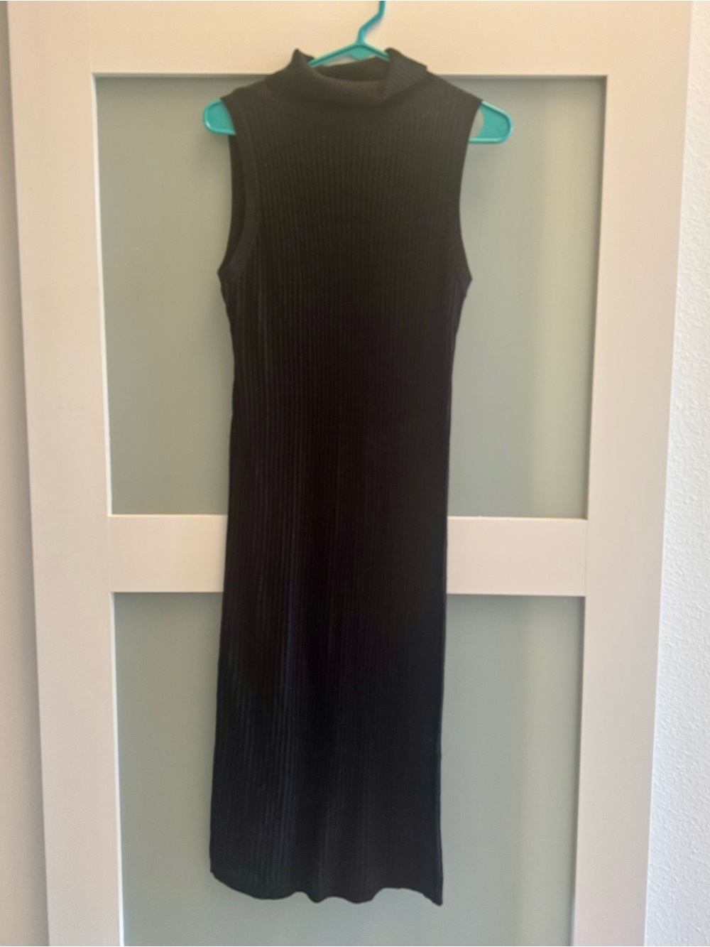 Sweater Dress Sleeveless Lightweight Black size Medium New with Tags